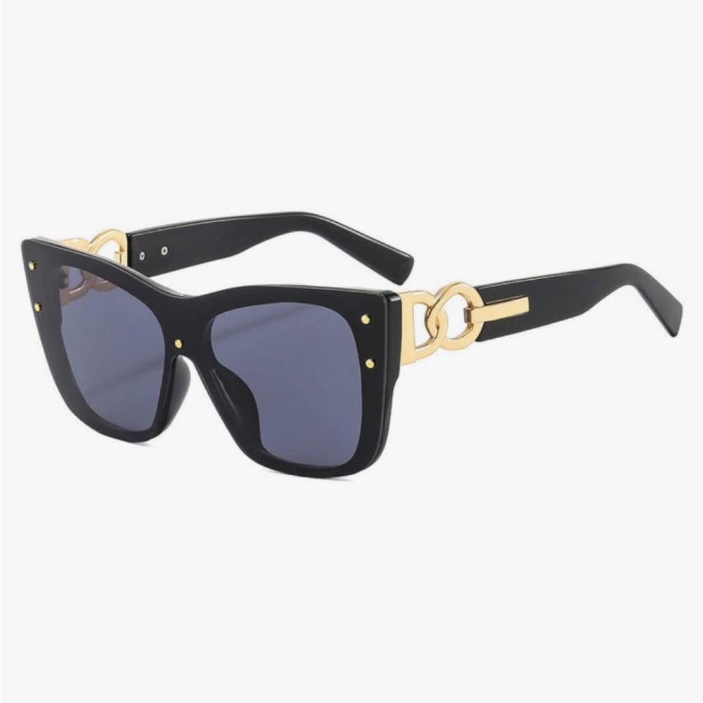 Retro Oversized Cat Eye Women’s Sunglasses
